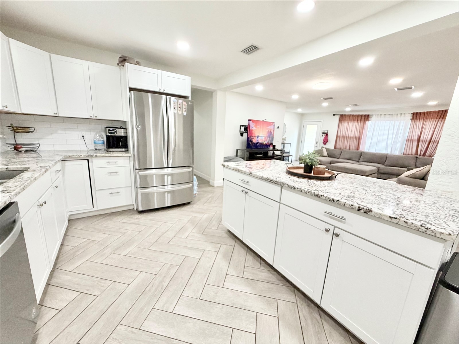 626 74th Street N Saint Petersburg FL 33710 TB8505383 image15