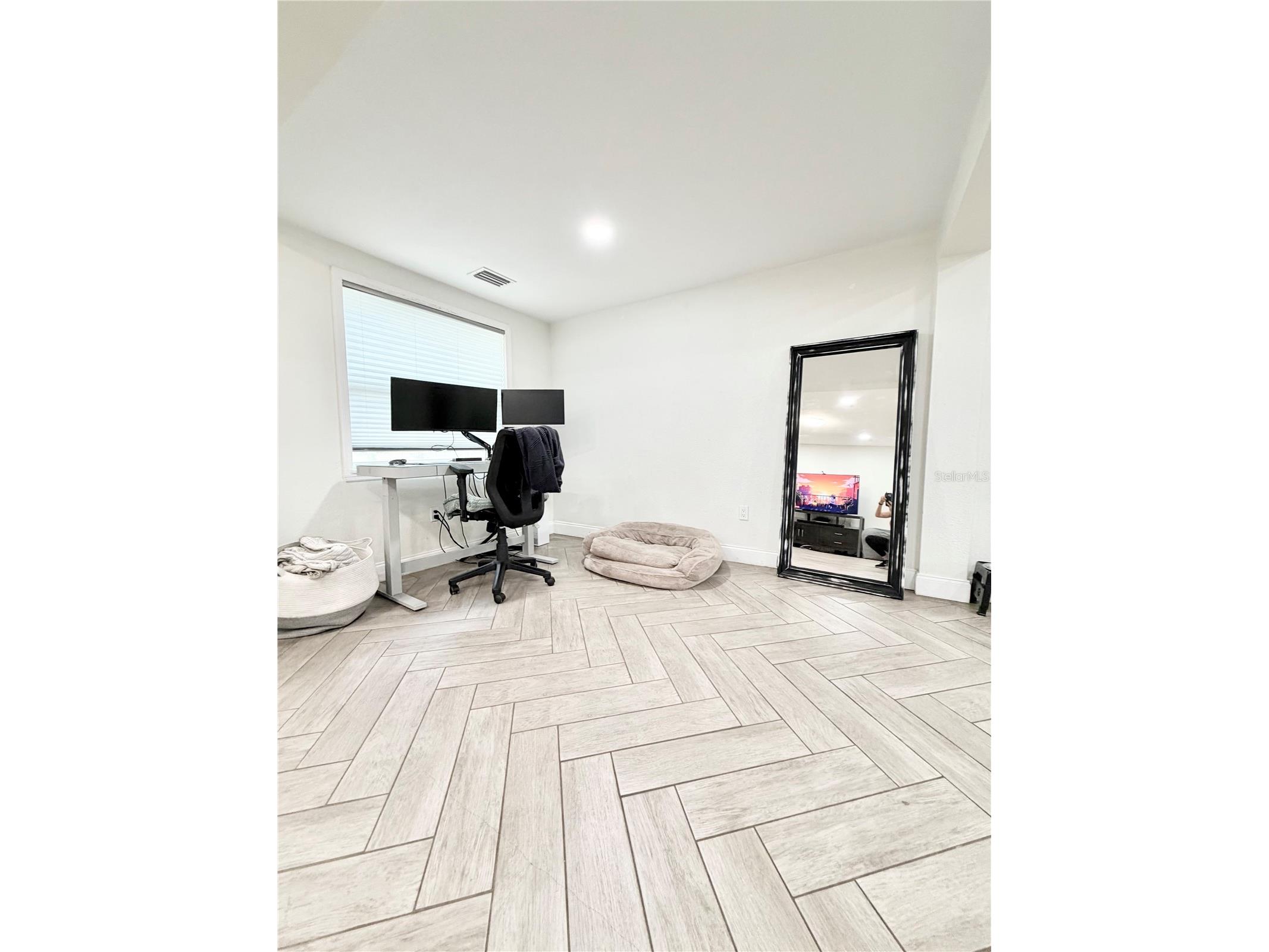 626 74th Street N Saint Petersburg FL 33710 TB8505383 image22