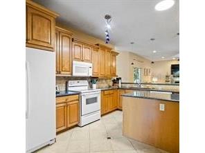 626 7th Avenue N Tierra Verde FL 33715 TB8446104 image13