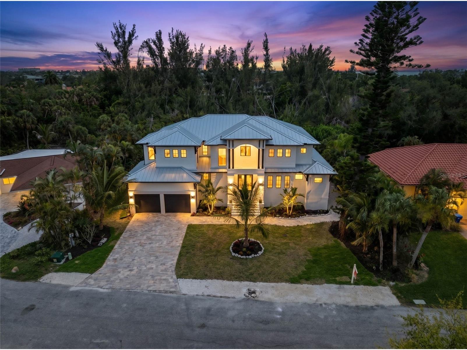 626 Buttonwood Drive Longboat Key FL 34228 A4696767 image2