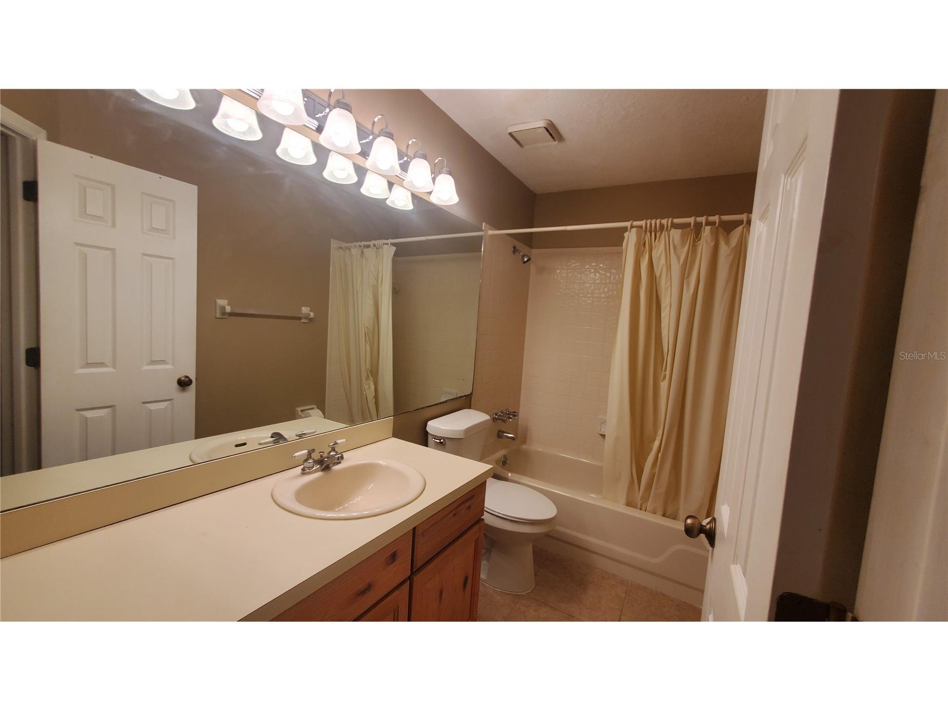 626 Cambridge Way #93 Altamonte Springs FL 32714 OM720350 image23
