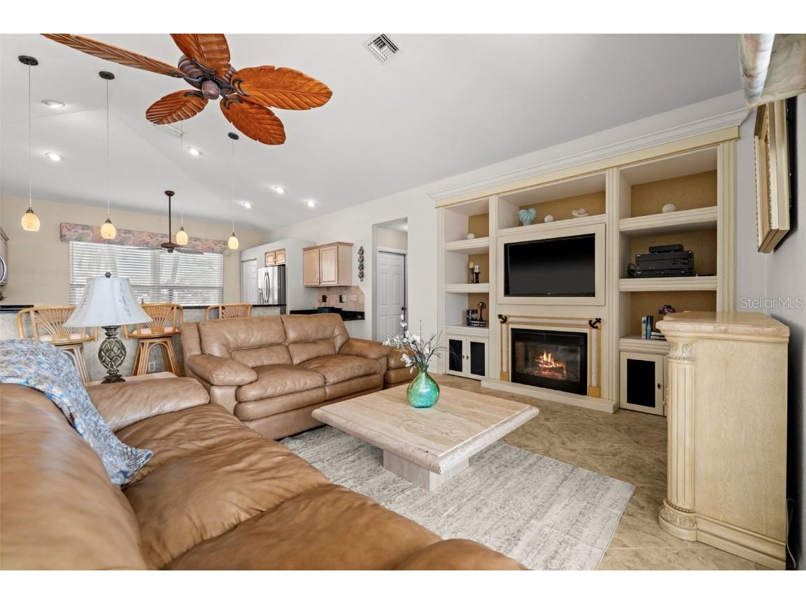 626 Cape Coral Parkway W Cape Coral FL 33914 - Thunderbird Lake C7518498 image12