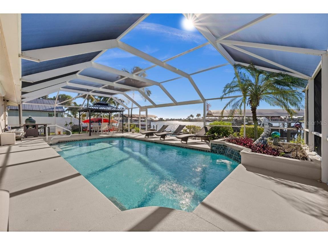 626 Cape Coral Parkway W Cape Coral FL 33914 - Thunderbird Lake C7518498 image2