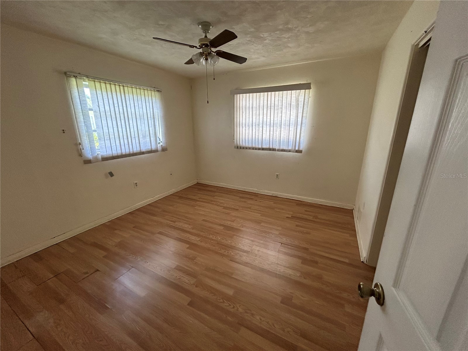 626 Chevy Chase Drive Sarasota FL 34243 A4661459 image2