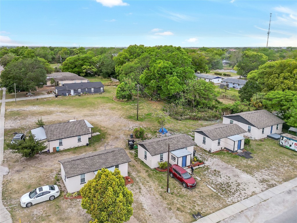 626 Marvin C Zanders Avenue Apopka FL 32703 O6292240 image1