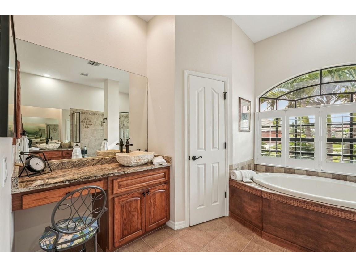 626 May Apple Way Venice FL 34293 TB8448804 image25