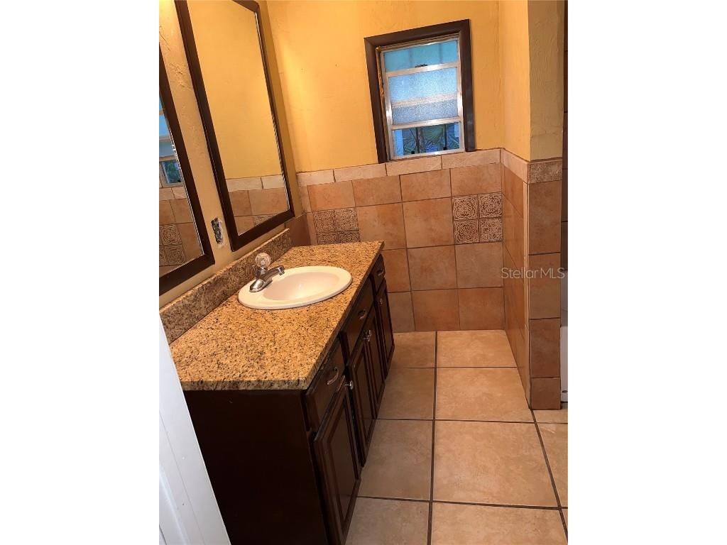 626 NW 3rd Street Gainesville FL 32601 GC532613 image5