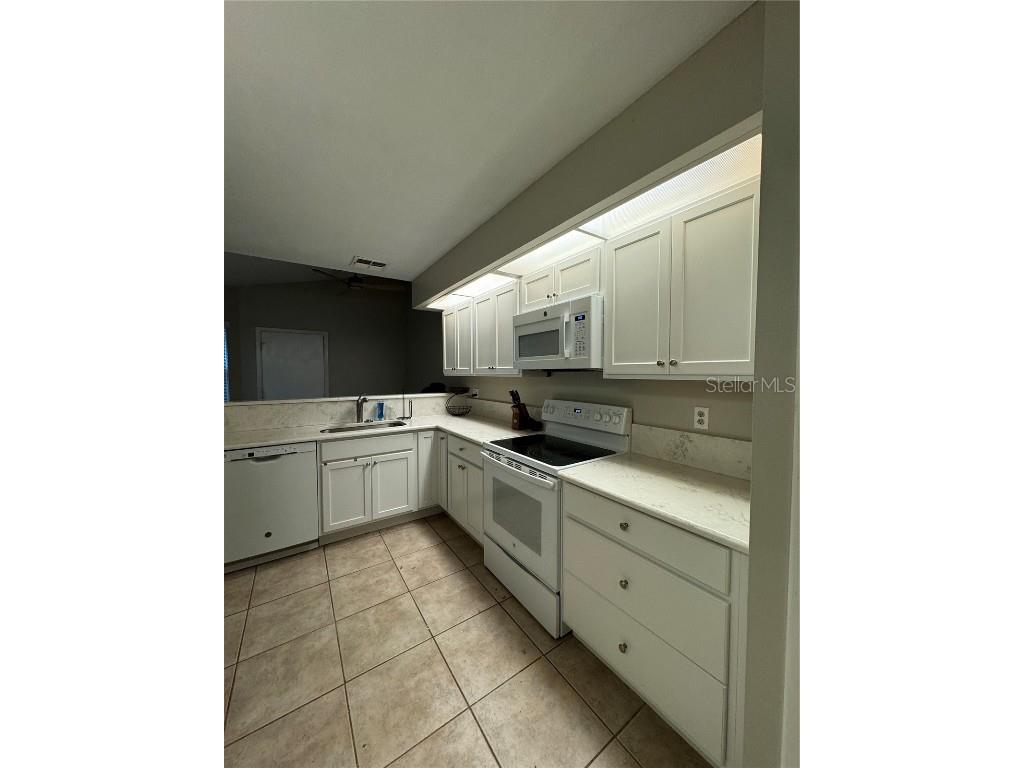 626 Red Oak Circle #110 Altamonte Springs FL 32701 O6363805 image3