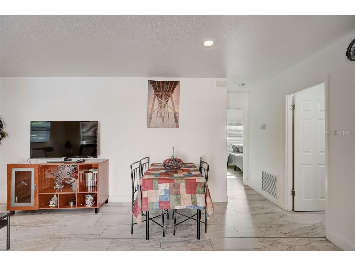 626 S Osprey Avenue Sarasota FL 34236 A4567803 image5