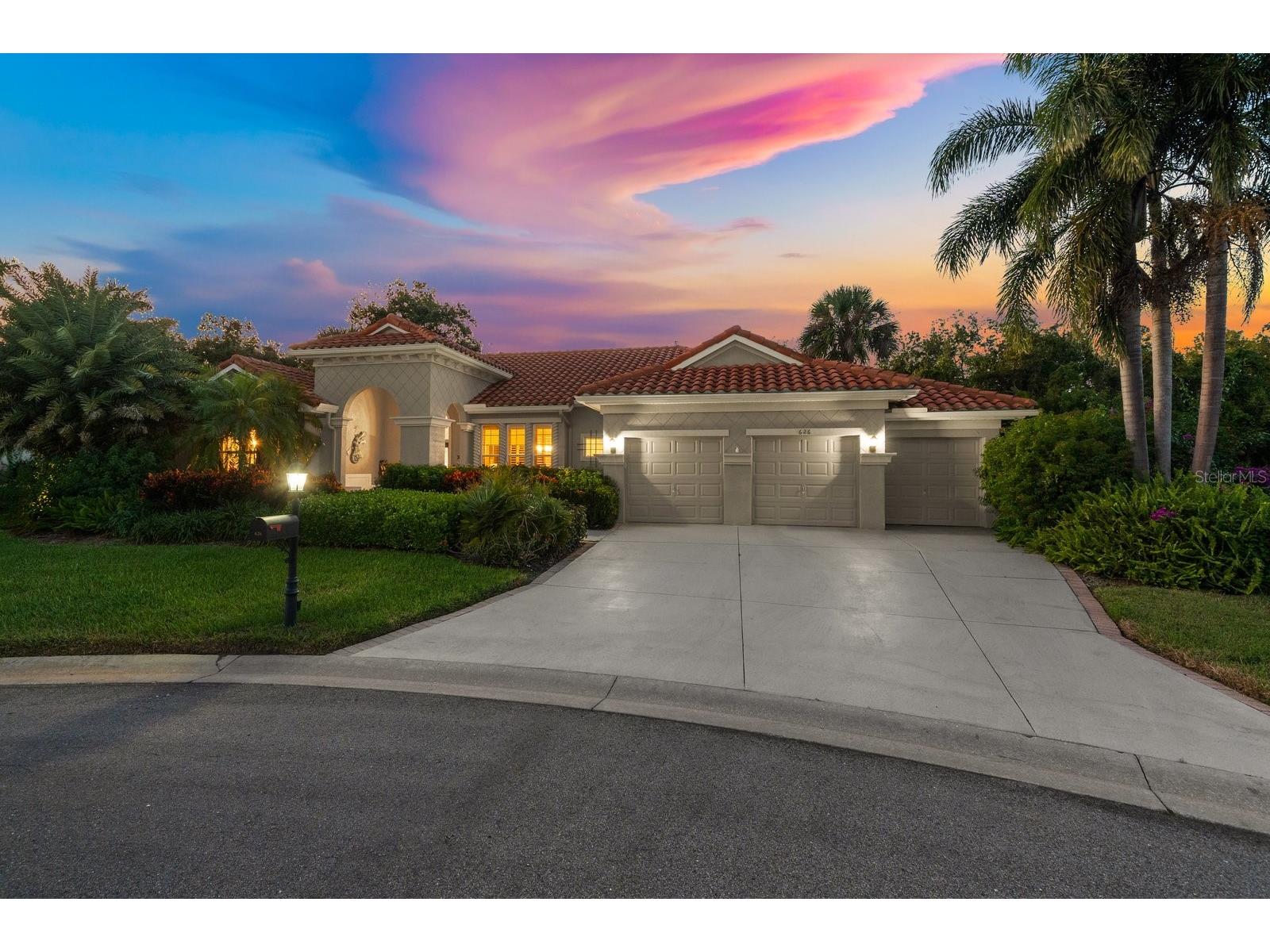 626 Sand Crane Court Bradenton FL 34212 A4668136 image1