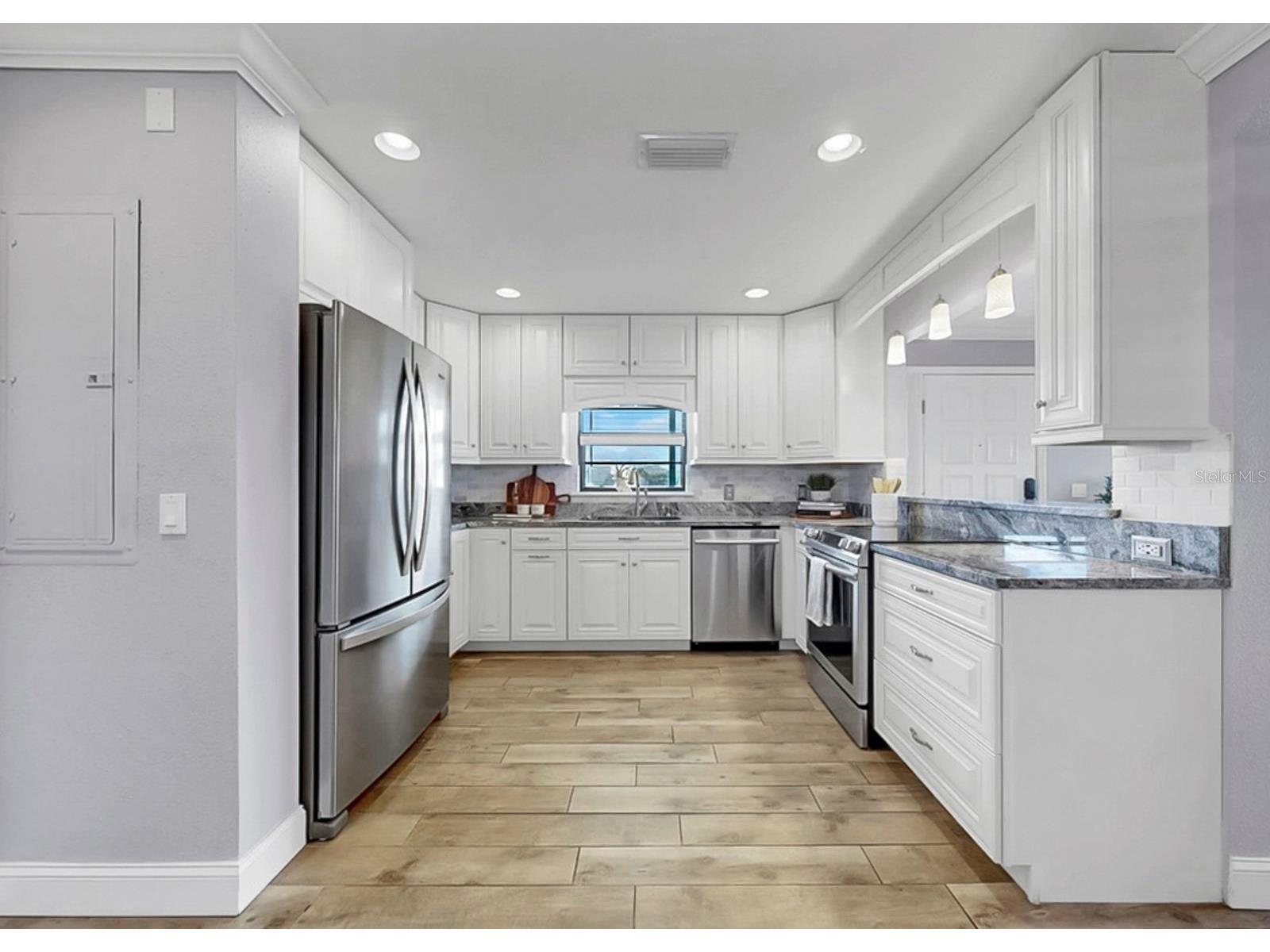 626 Yardarm Drive #13 Apollo Beach FL 33572 TB8489449 image34