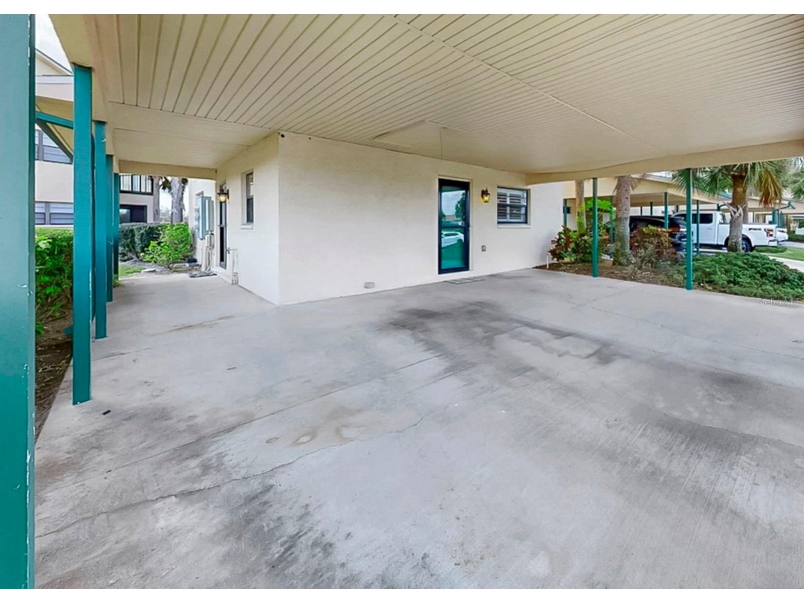 626 Yardarm Drive #13 Apollo Beach FL 33572 TB8489449 image5