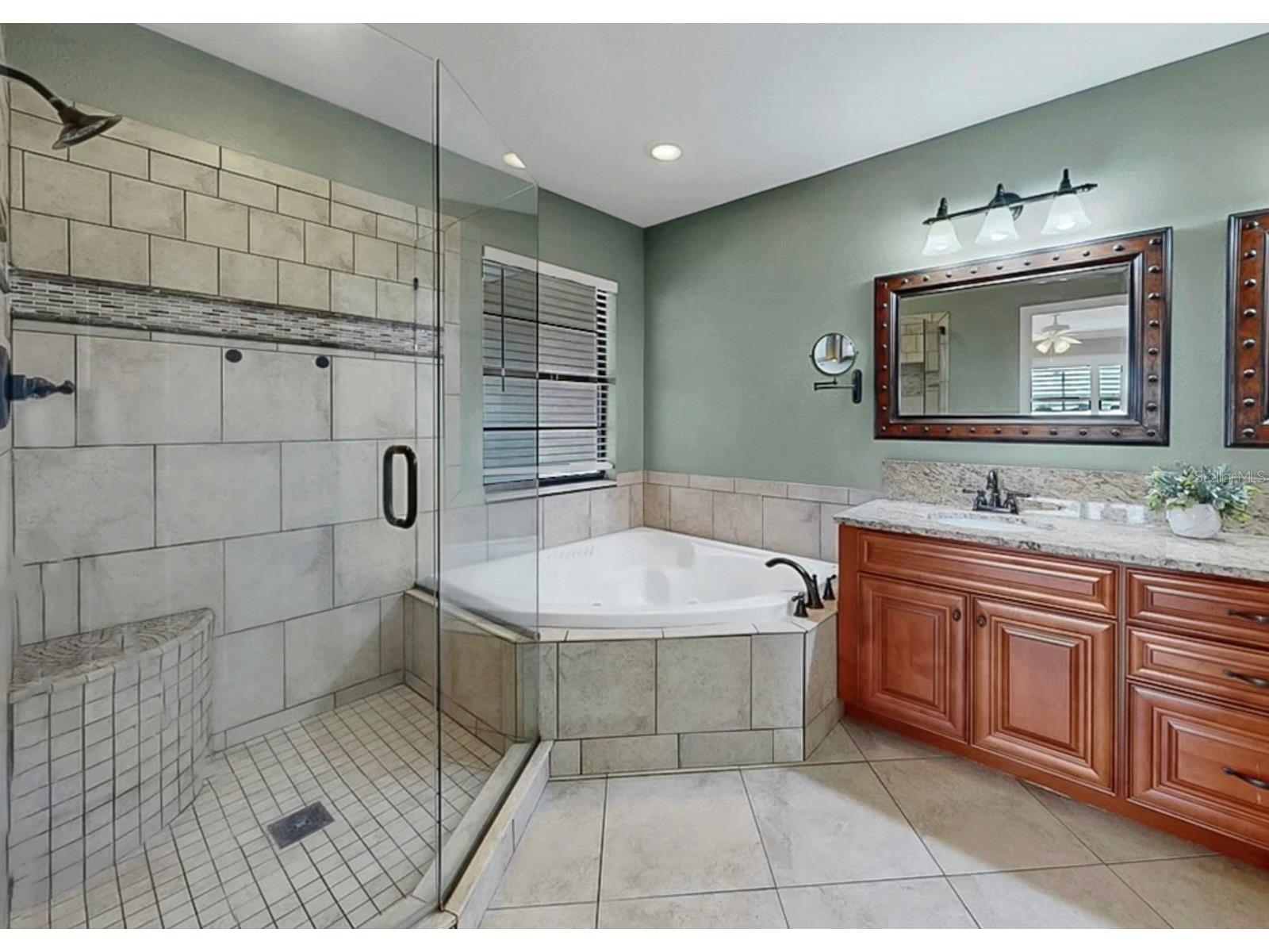 626 Yardarm Drive #13 Apollo Beach FL 33572 TB8489449 image60