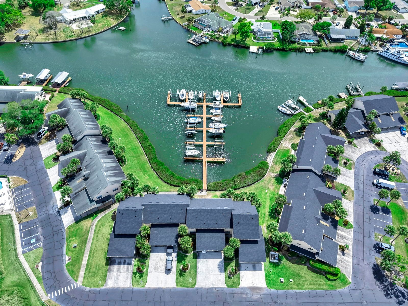 626 Yardarm Drive #13 Apollo Beach FL 33572 TB8489449 image90
