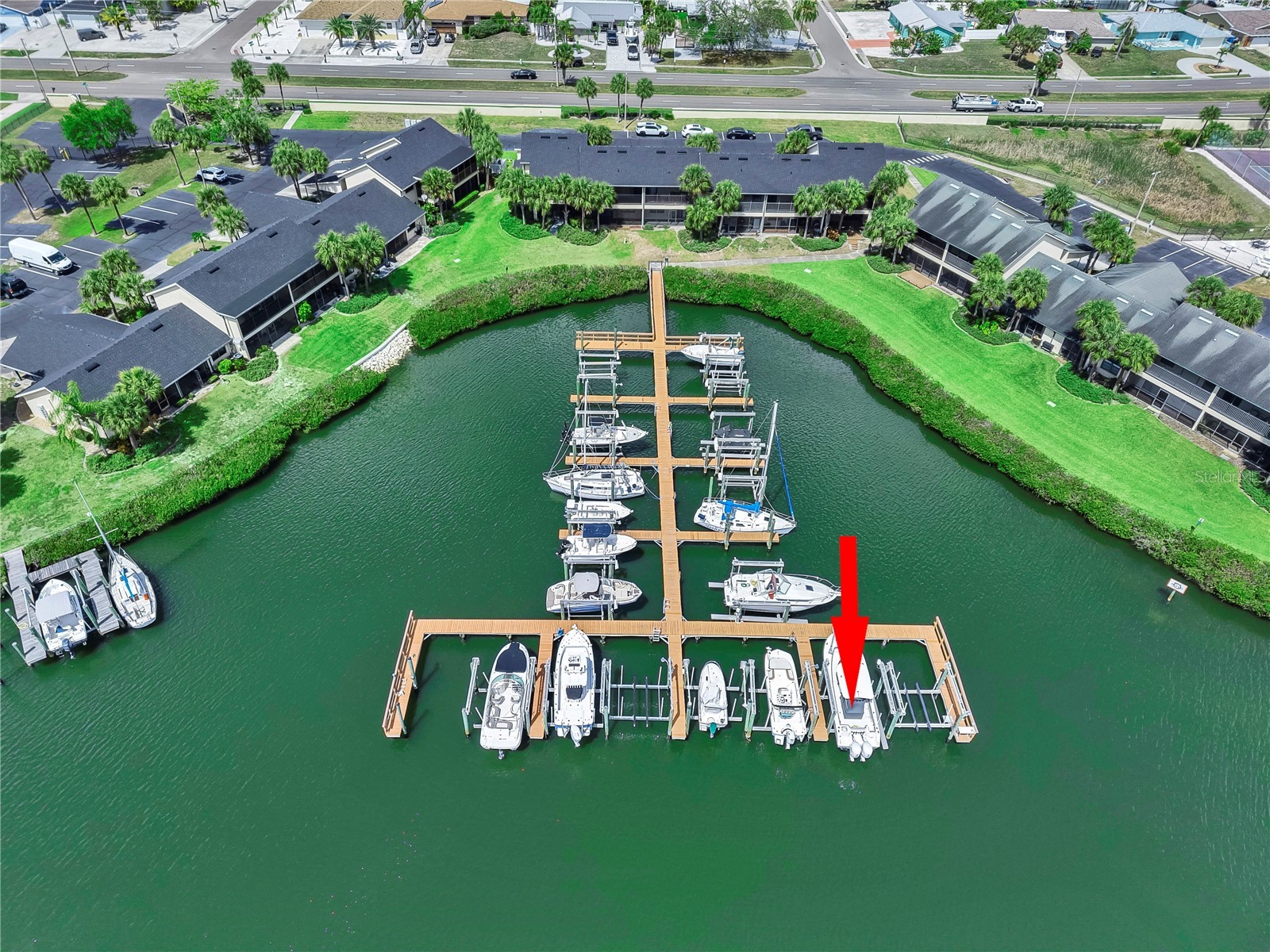 626 Yardarm Drive #13 Apollo Beach FL 33572 TB8489449 image94