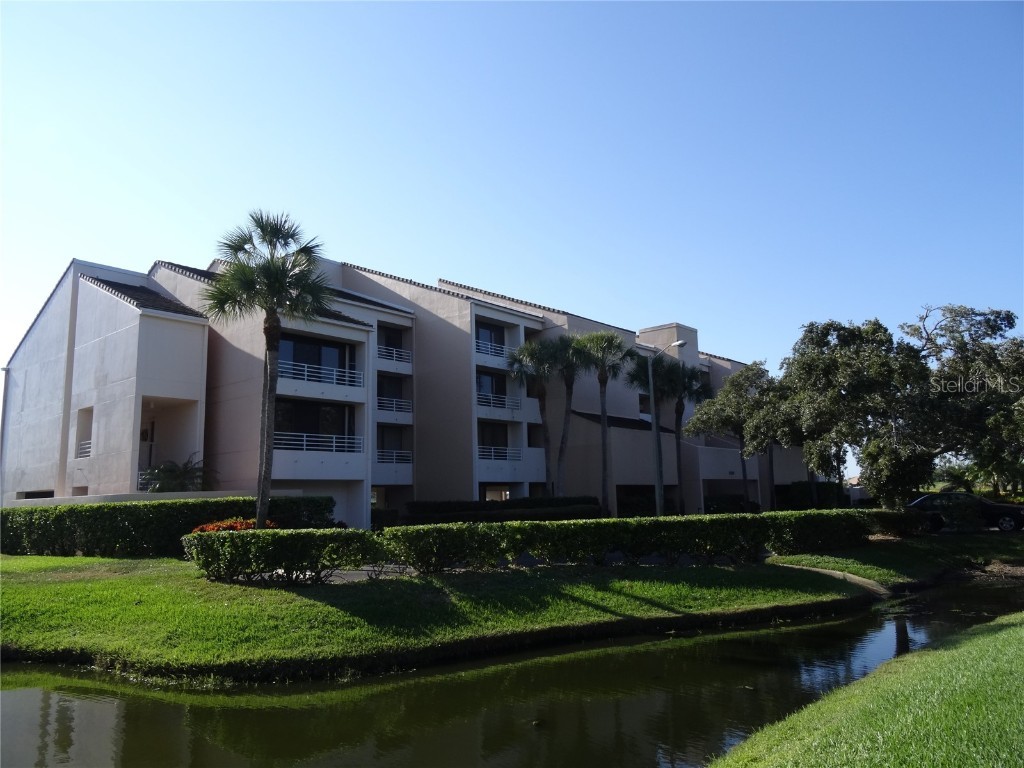 6260 Kipps Colony Court #203 Gulfport FL 33707 U8254292 image1