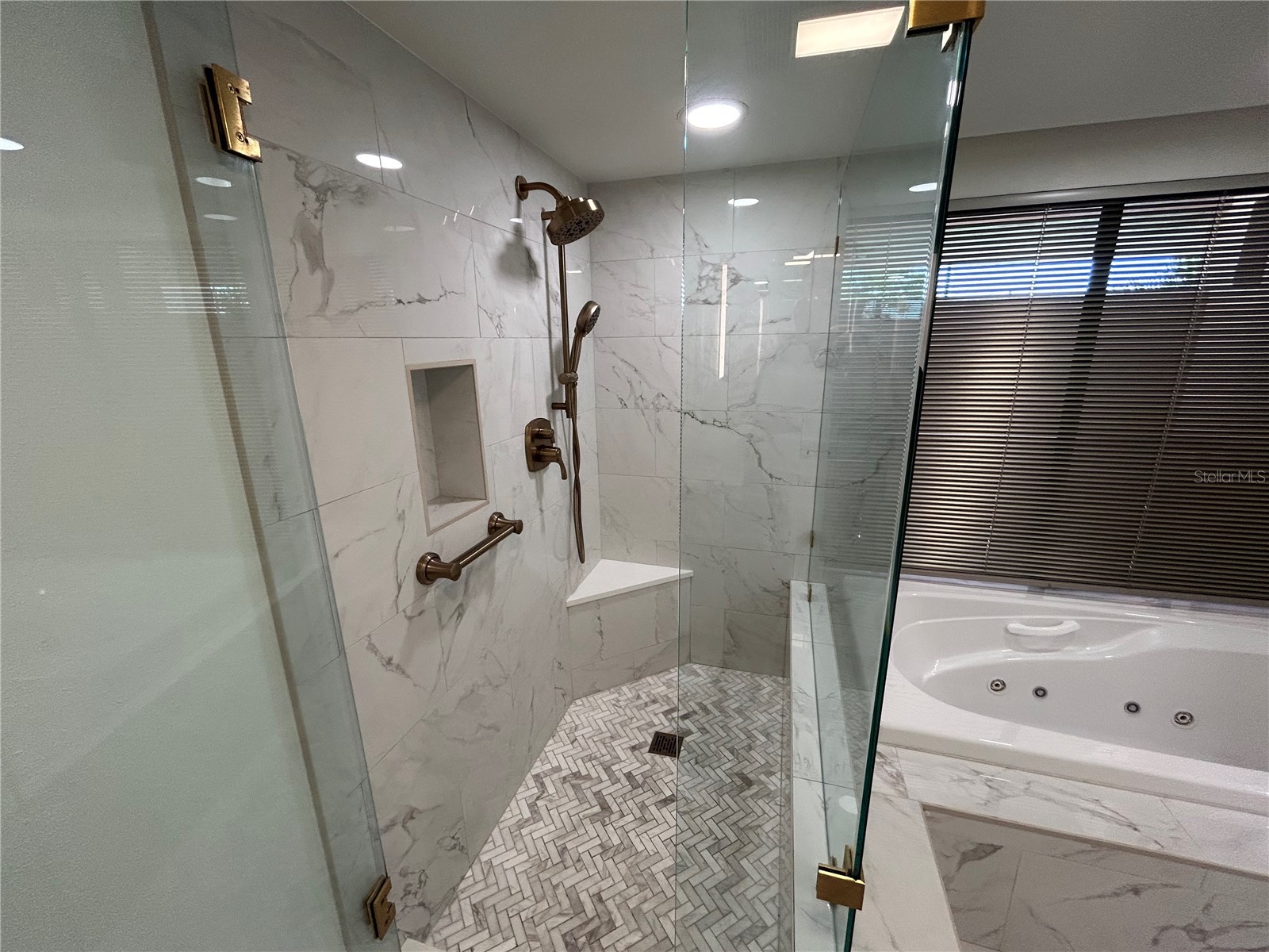 6260 Kipps Colony Court #203 Gulfport FL 33707 TB8490987 image38