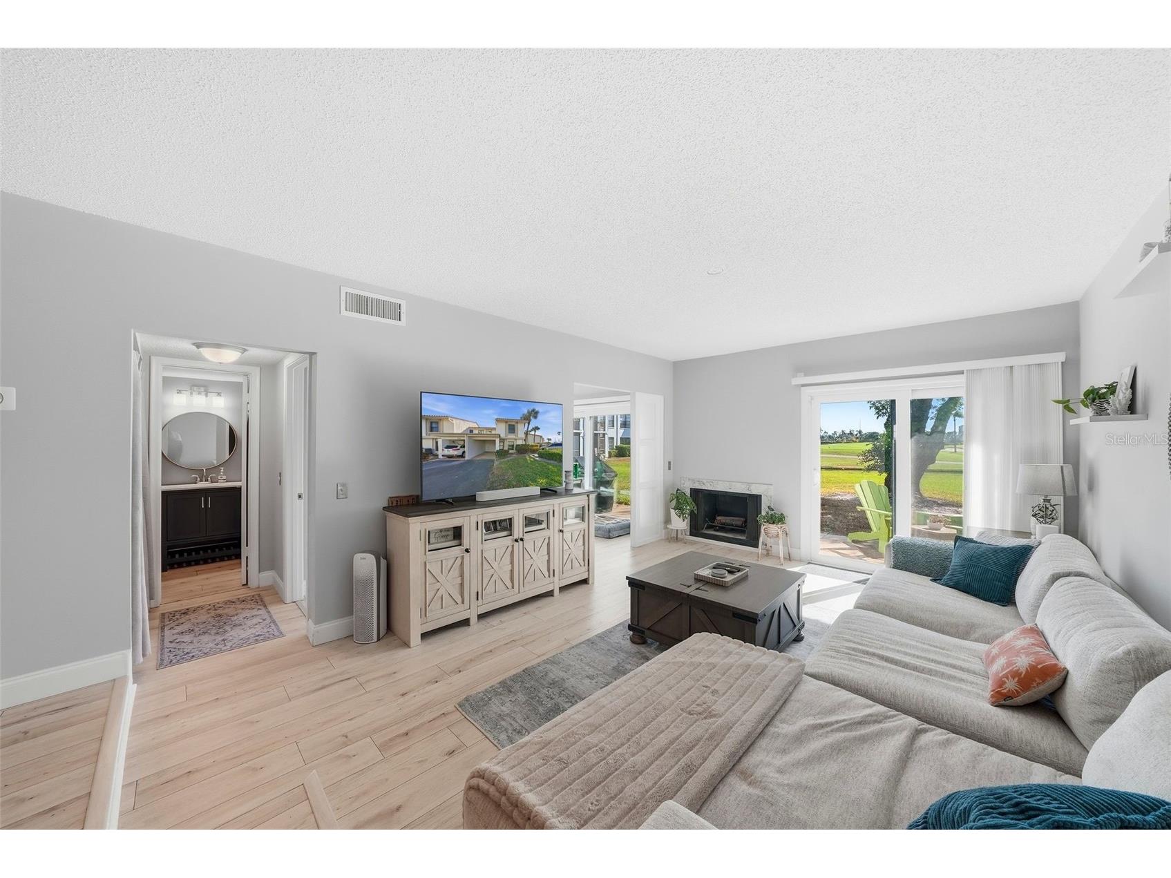 6260 Sun Boulevard #4 Saint Petersburg FL 33715 TB8468673 image4