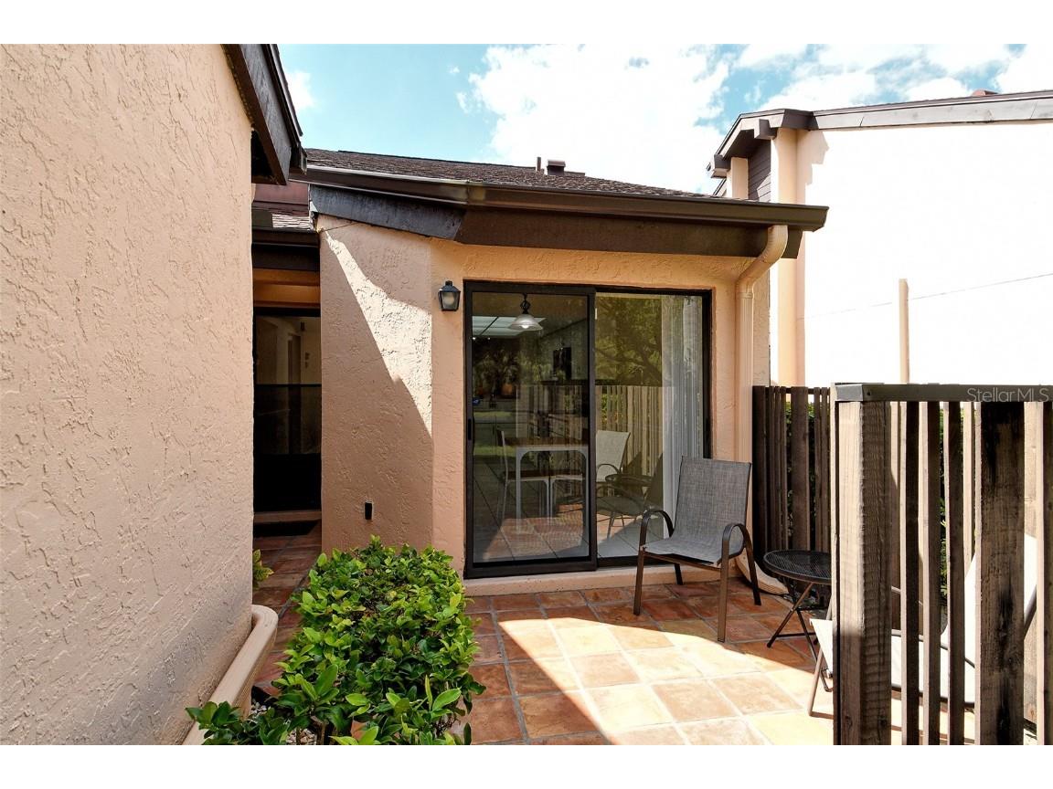 6261 Timber Lake Drive #F6 Sarasota FL 34243 A4669385 image2