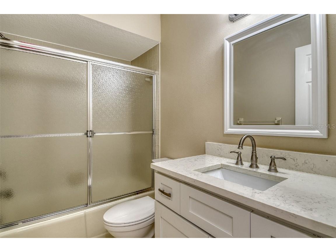 6261 Timber Lake Drive #F6 Sarasota FL 34243 A4669385 image28