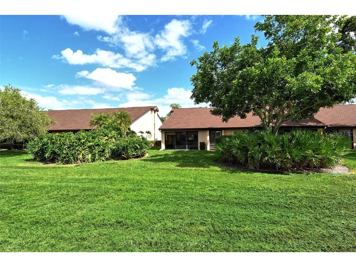 6261 Timber Lake Drive #F6 Sarasota FL 34243 A4669385 image30