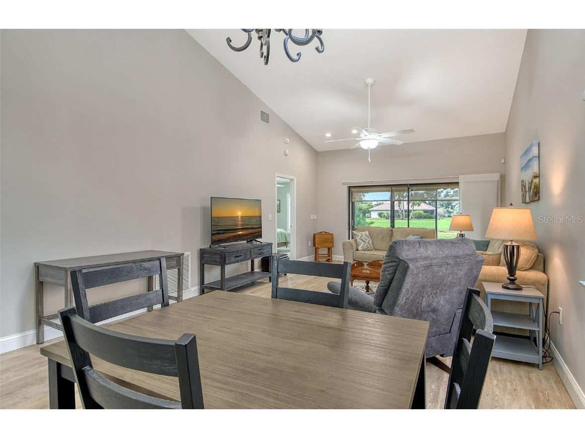 6261 Timber Lake Drive #F6 Sarasota FL 34243 A4669385 image7