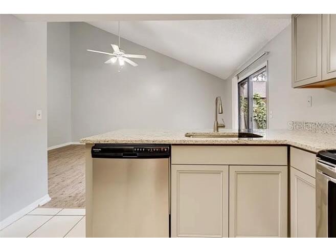 6262 142nd Avenue N #1203 Clearwater FL 33760 O6302024 image10