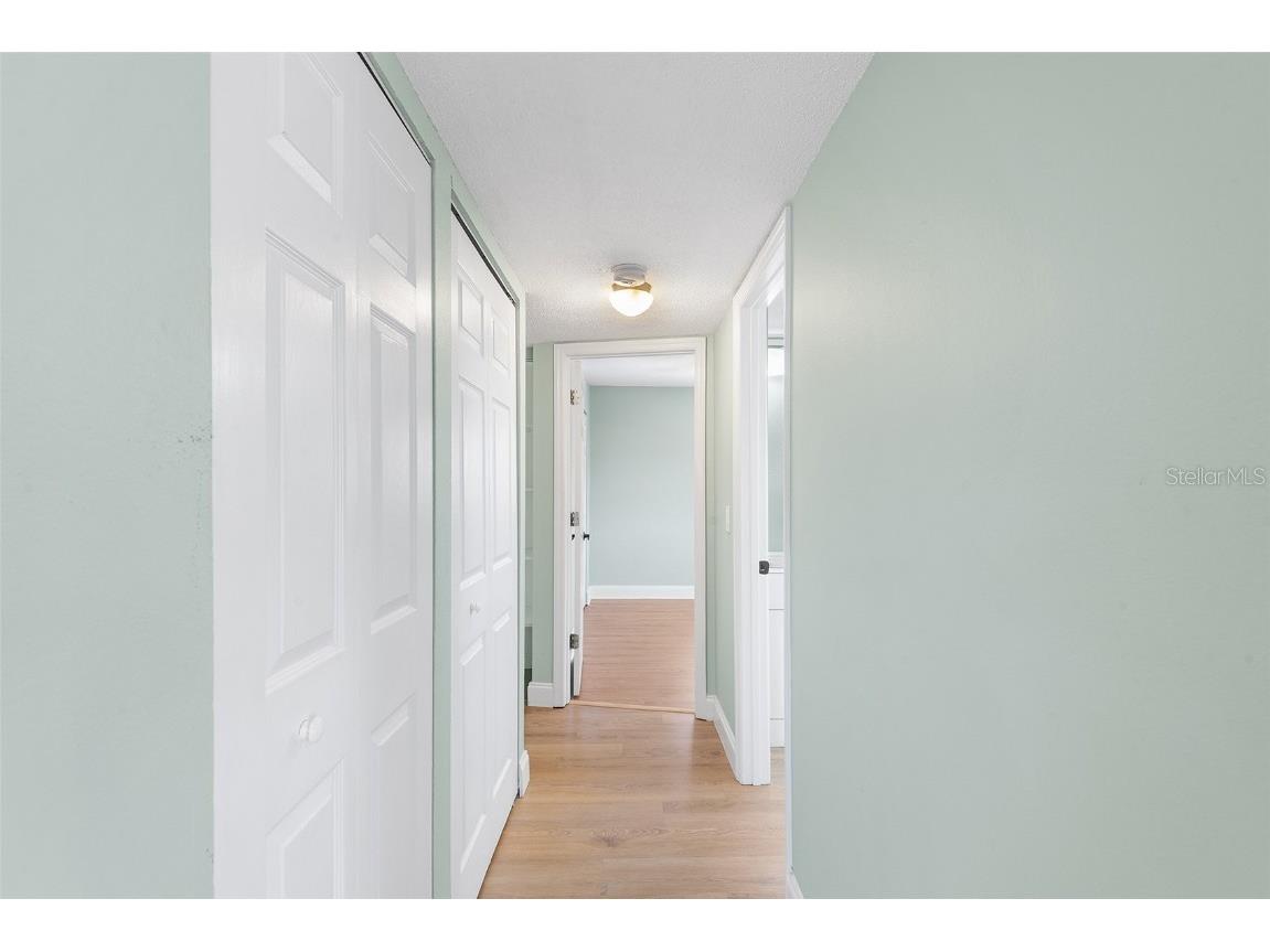 6262 Emerson Avenue S #21 Saint Petersburg FL 33707 O6361143 image5