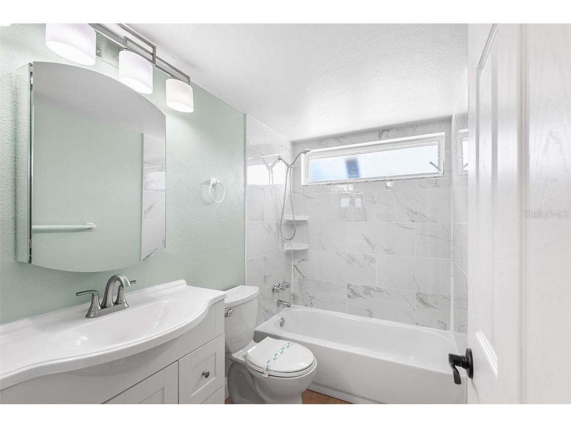 6262 Emerson Avenue S #21 Saint Petersburg FL 33707 O6361143 image7