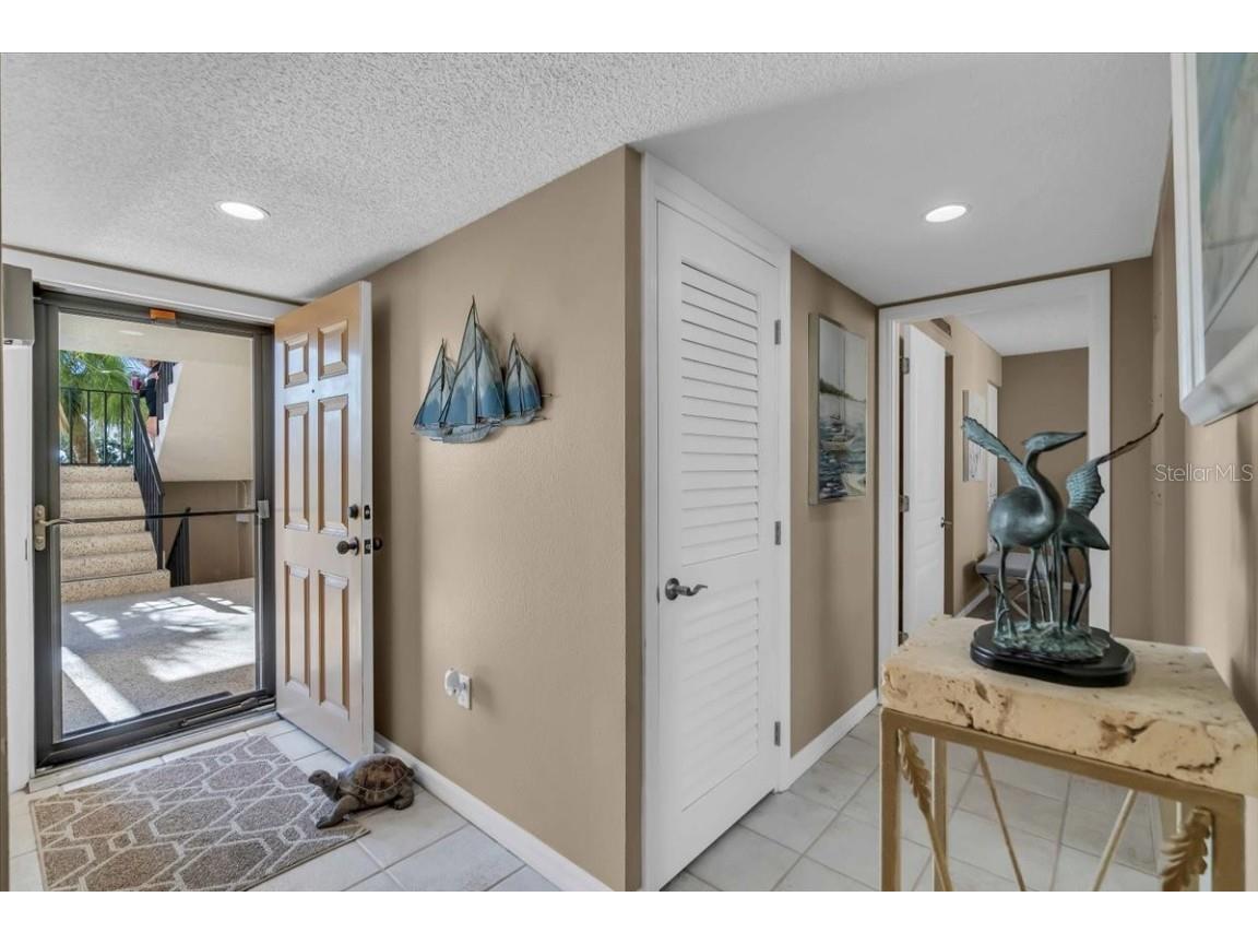 6263 Midnight Pass Road #105 Sarasota FL 34242 A4639407 image18