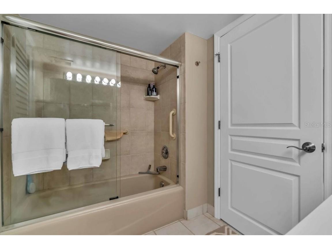 6263 Midnight Pass Road #105 Sarasota FL 34242 A4639407 image23