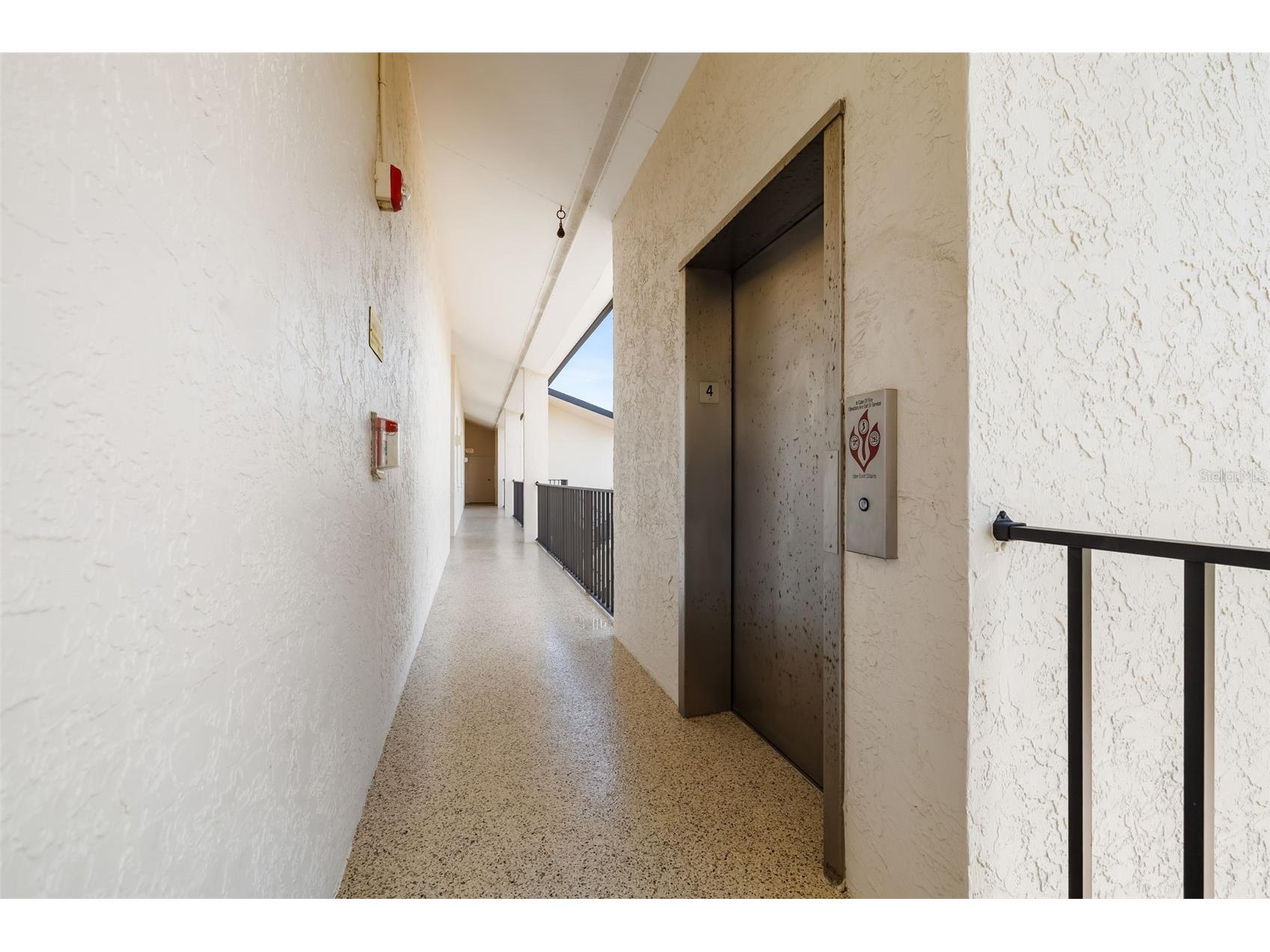 6263 Midnight Pass Road #403 Sarasota FL 34242 A4698972 image31