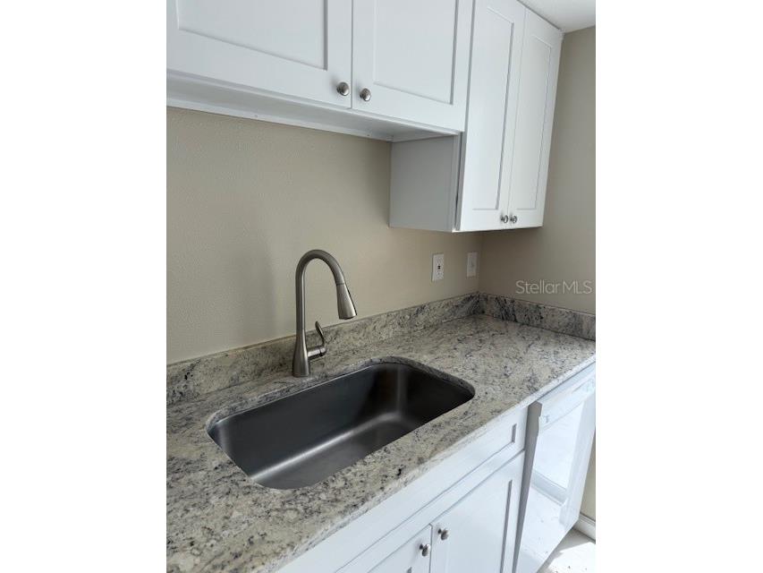 6264 Green View Circle #112 Sarasota FL 34231 A4693225 image18