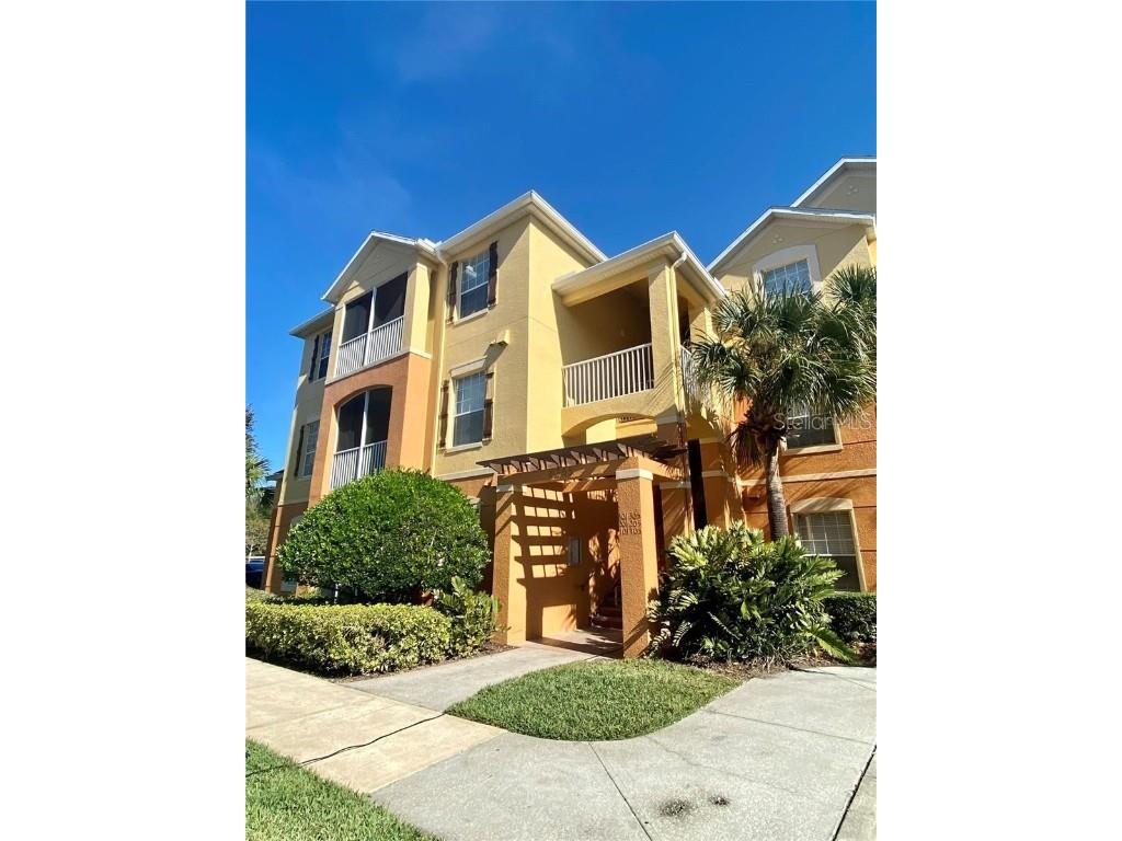 6265 Contessa Drive #202 Orlando FL 32829 O6191980 image1