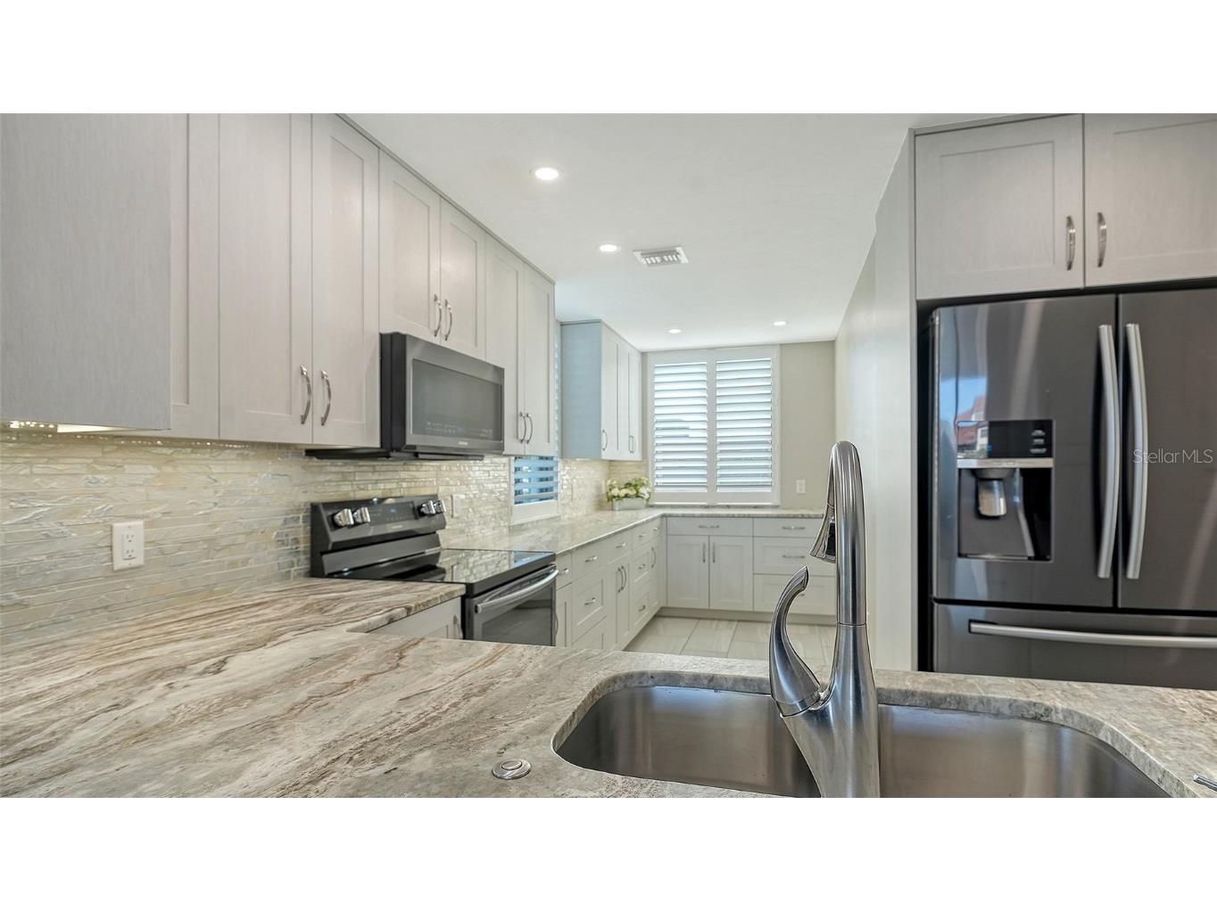 6265 Midnight Pass Road #306 Sarasota FL 34242 A4674553 image13