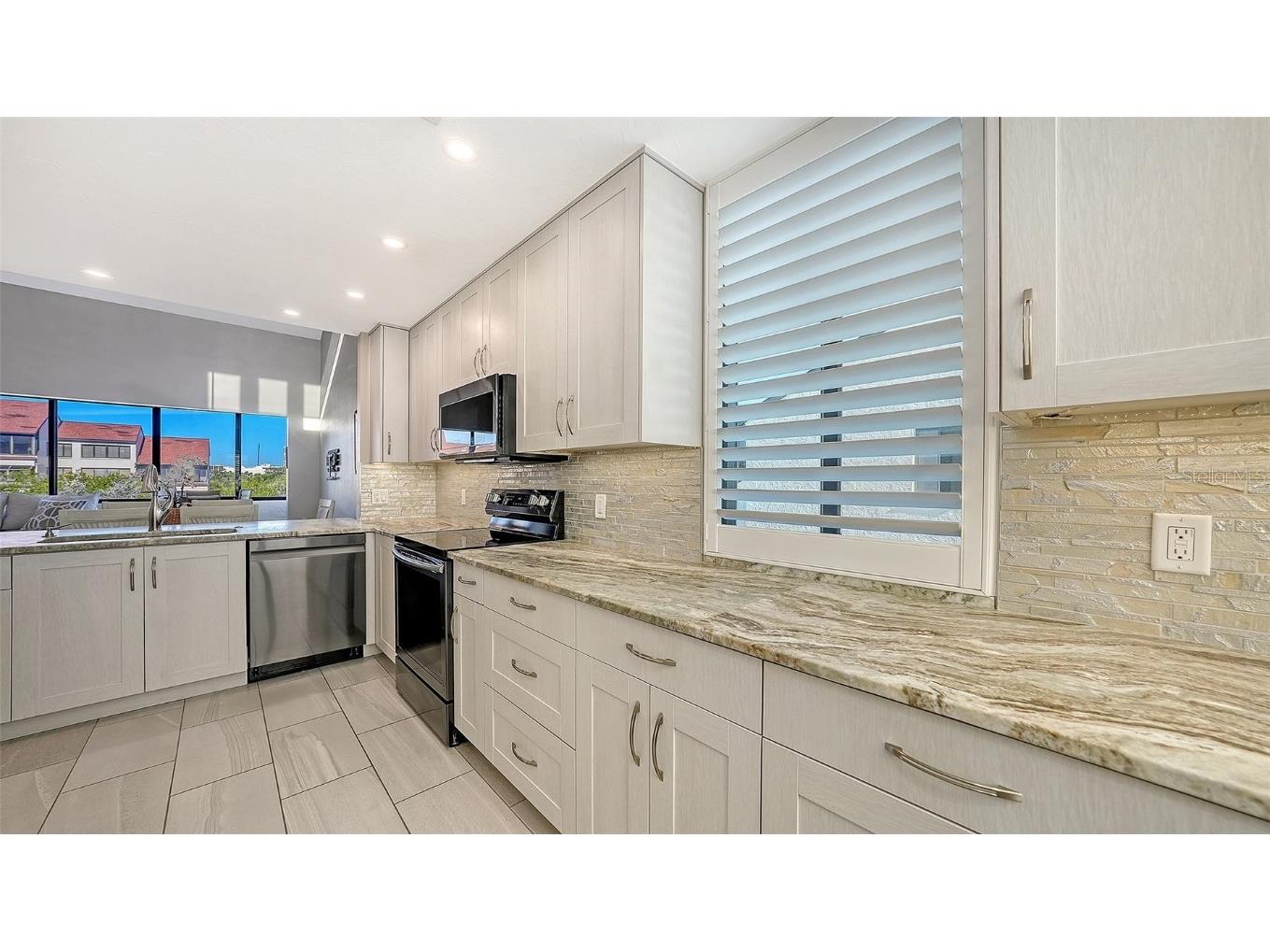 6265 Midnight Pass Road #306 Sarasota FL 34242 A4674553 image16