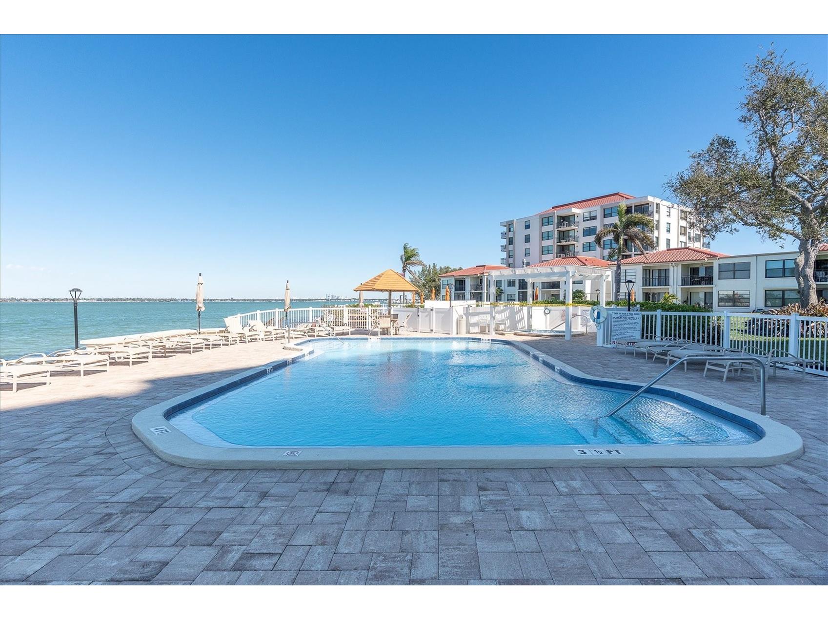 6265 Sun Boulevard #107 Saint Petersburg FL 33715 - BOCA CIEGA BAY TB8469332 image46