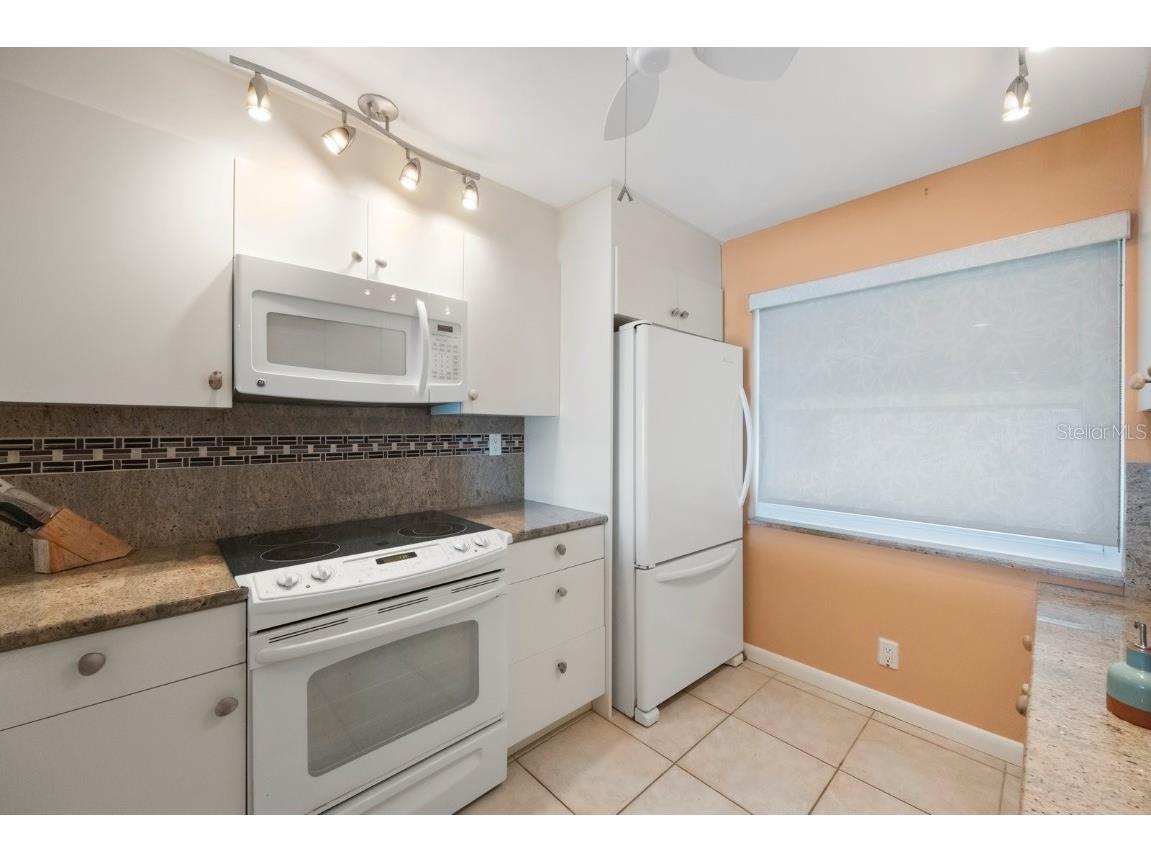 6265 Sun Boulevard #112 Saint Petersburg FL 33715 - BOCA CIEGA BAY TB8411599 image11