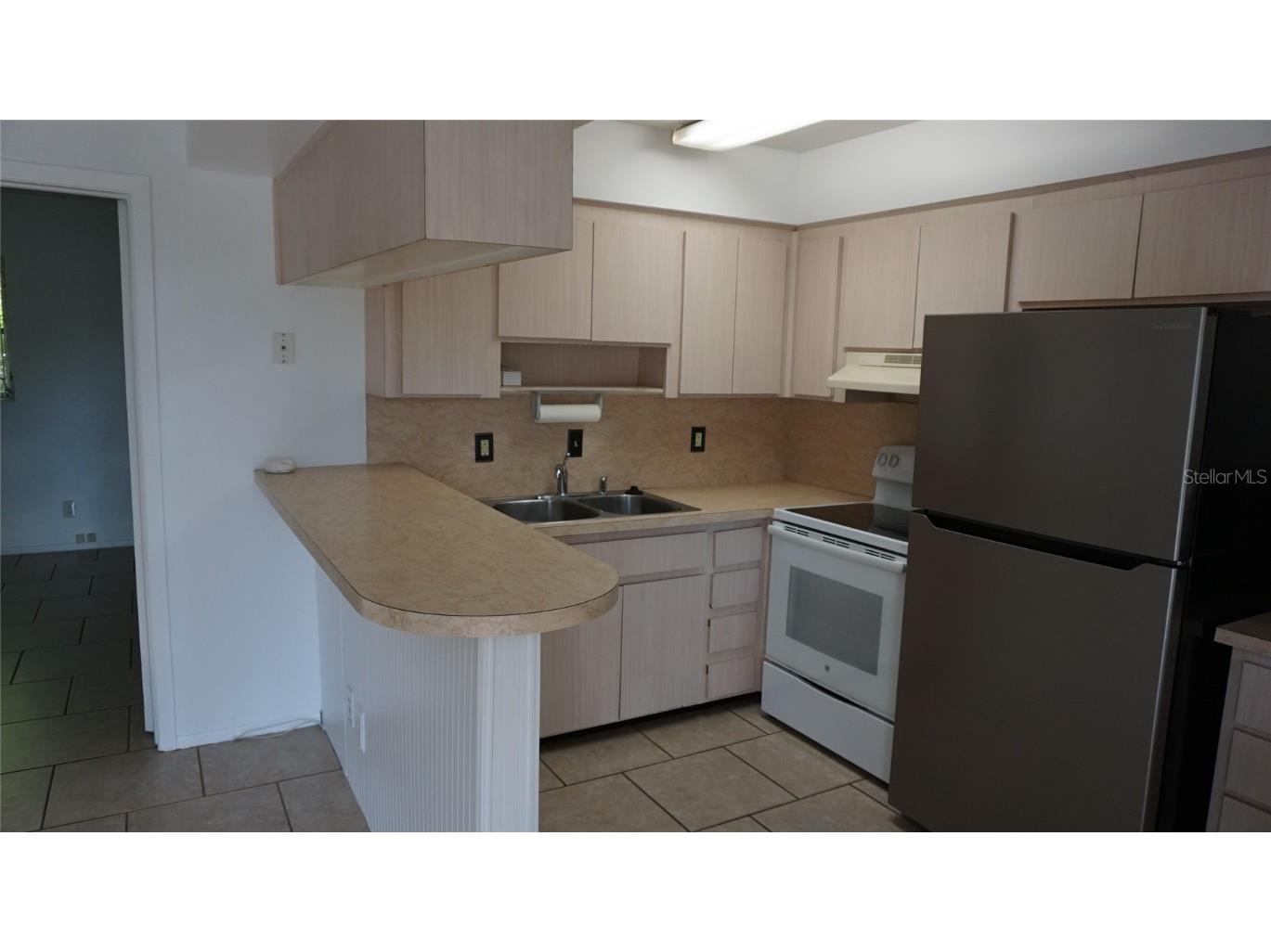 6266 1st Avenue S #28 Saint Petersburg FL 33707 TB8455159 image4