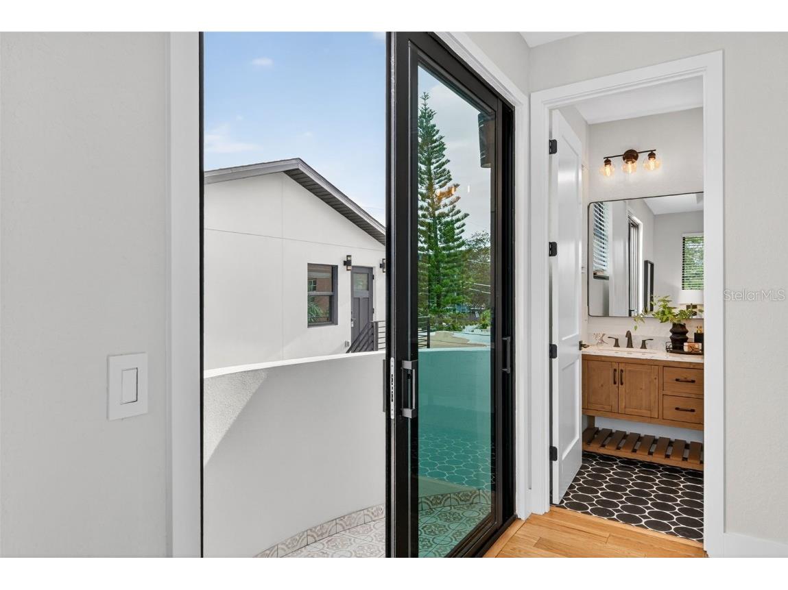 6266 4th Avenue S Saint Petersburg FL 33707 TB8329271 image54