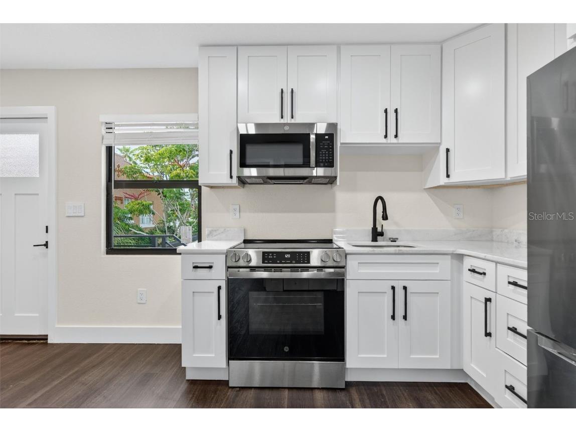 6266 4th Avenue S Saint Petersburg FL 33707 TB8329271 image72