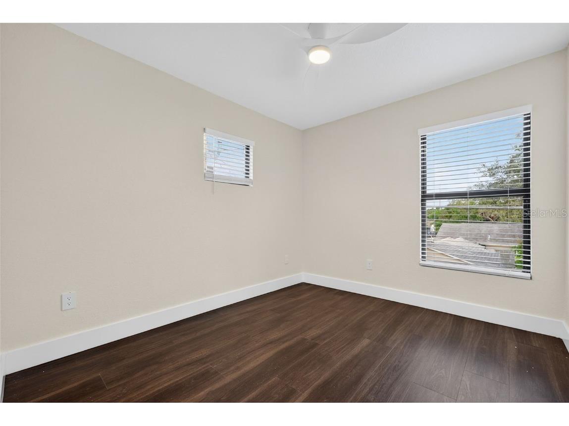 6266 4th Avenue S Saint Petersburg FL 33707 TB8329271 image76