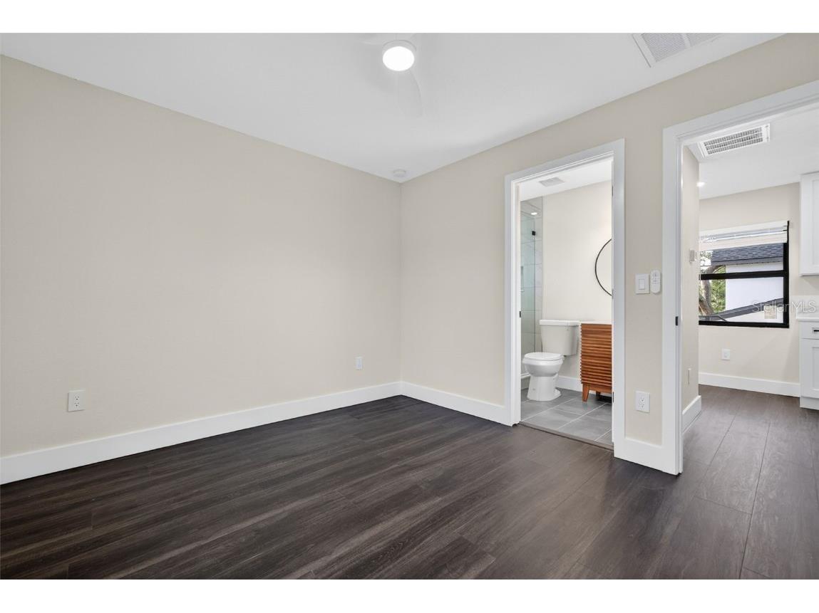 6266 4th Avenue S Saint Petersburg FL 33707 TB8329271 image81