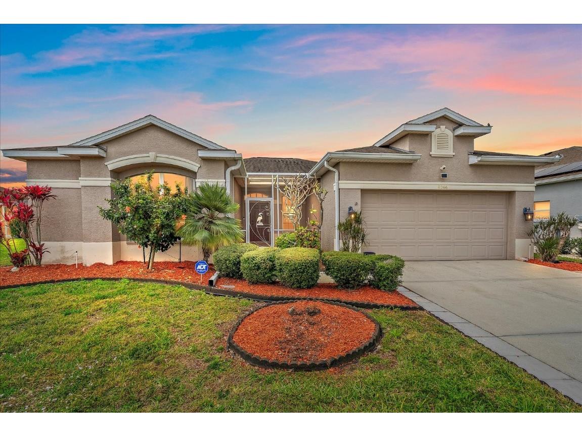 6266 Buckingham Street Sarasota FL 34238 A4655921 image1