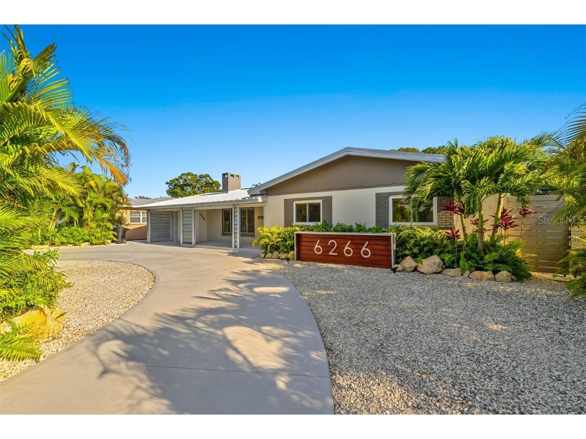 6266 Fairfield Avenue S Saint Petersburg FL 33707 U8240403 image1