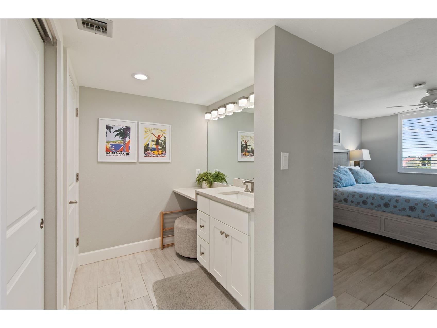 6266 Midnight Pass Road #404 Sarasota FL 34242 - GULF OF AMERICA A4695534 image31