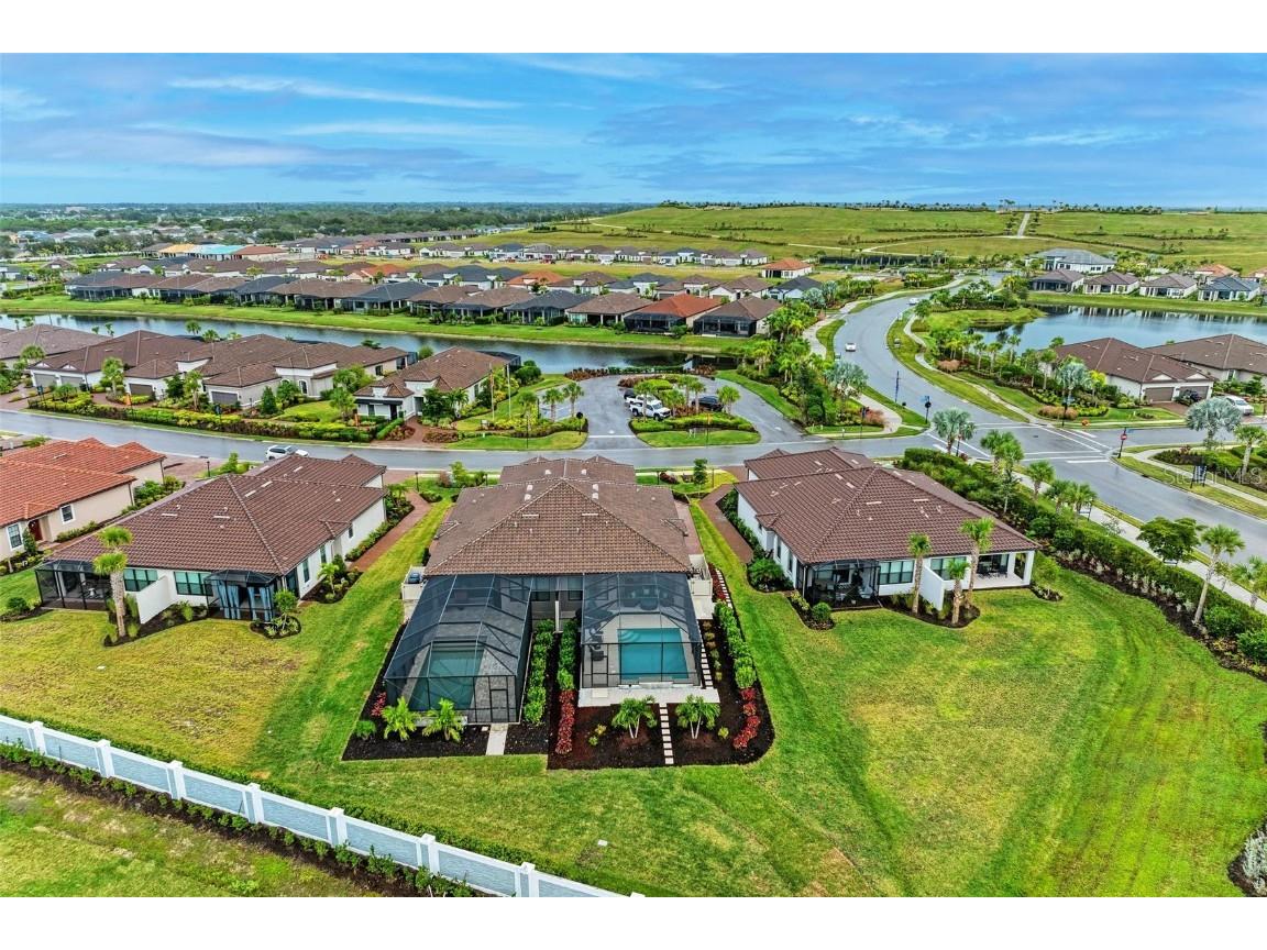 6266 Plateau Court Bradenton FL 34203 A4589295 image1