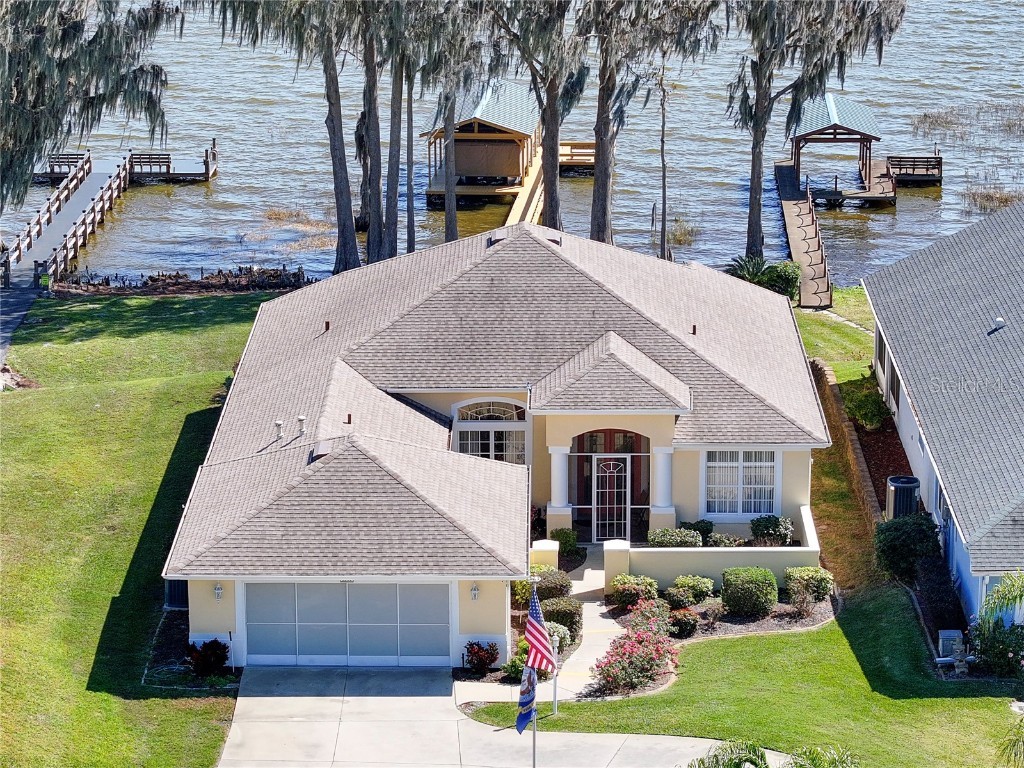 6266 Sailboat Avenue Tavares FL 32778 - LITTLE LAKE HARRIS G5077173 image1