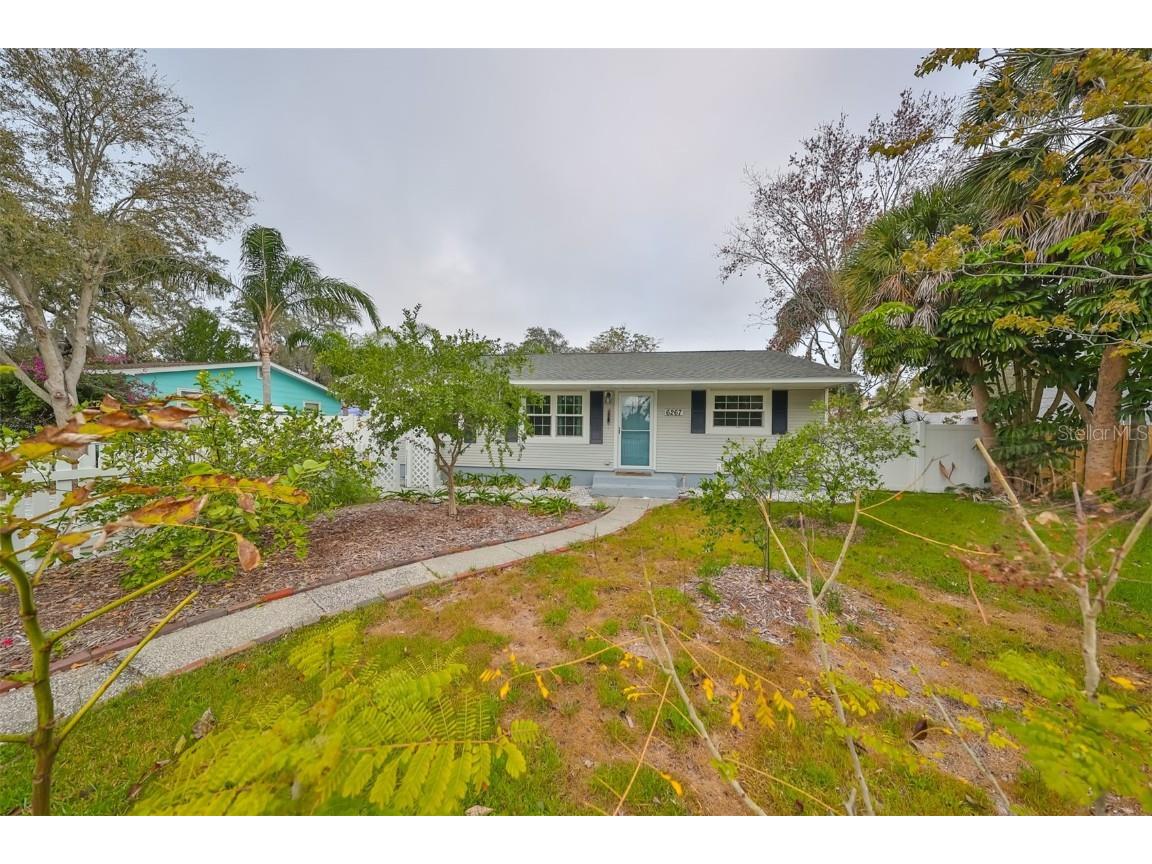 6267 4th Avenue S Saint Petersburg FL 33707 J972548 image1