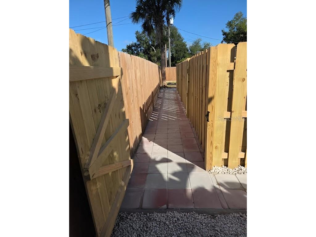 6267 Hampton Drive N #B Saint Petersburg FL 33710 TB8447938 image12